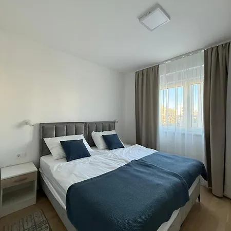 شقة Rue - 40 Meters From The Sea And بريفلاكا